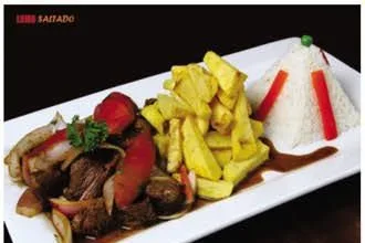 Lomo saltado